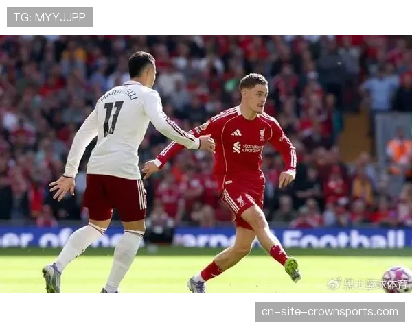 利物浦中场压迫成效显著 主场零封皇马展现战术执行力